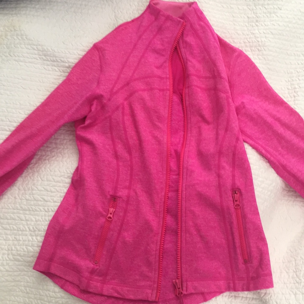 Fun pink lulu jacket!!